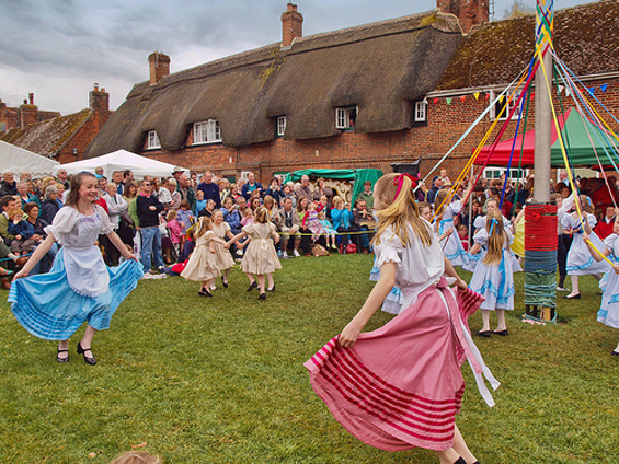 maypole dance origin