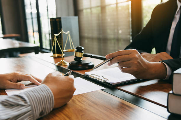 how to sue a business