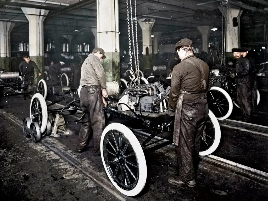 automobile manufacturing history